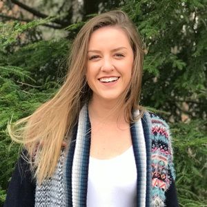 Meet your Posher, Holly